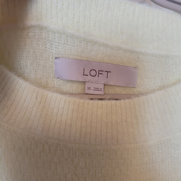 🌺3/$50 LOFT Lemon Yellow Sweater - Picture 2 of 4